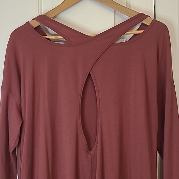 Lululemon Back Into It Long Sleeve cross back Top So Merlot Size XL - Picture 6 of 8